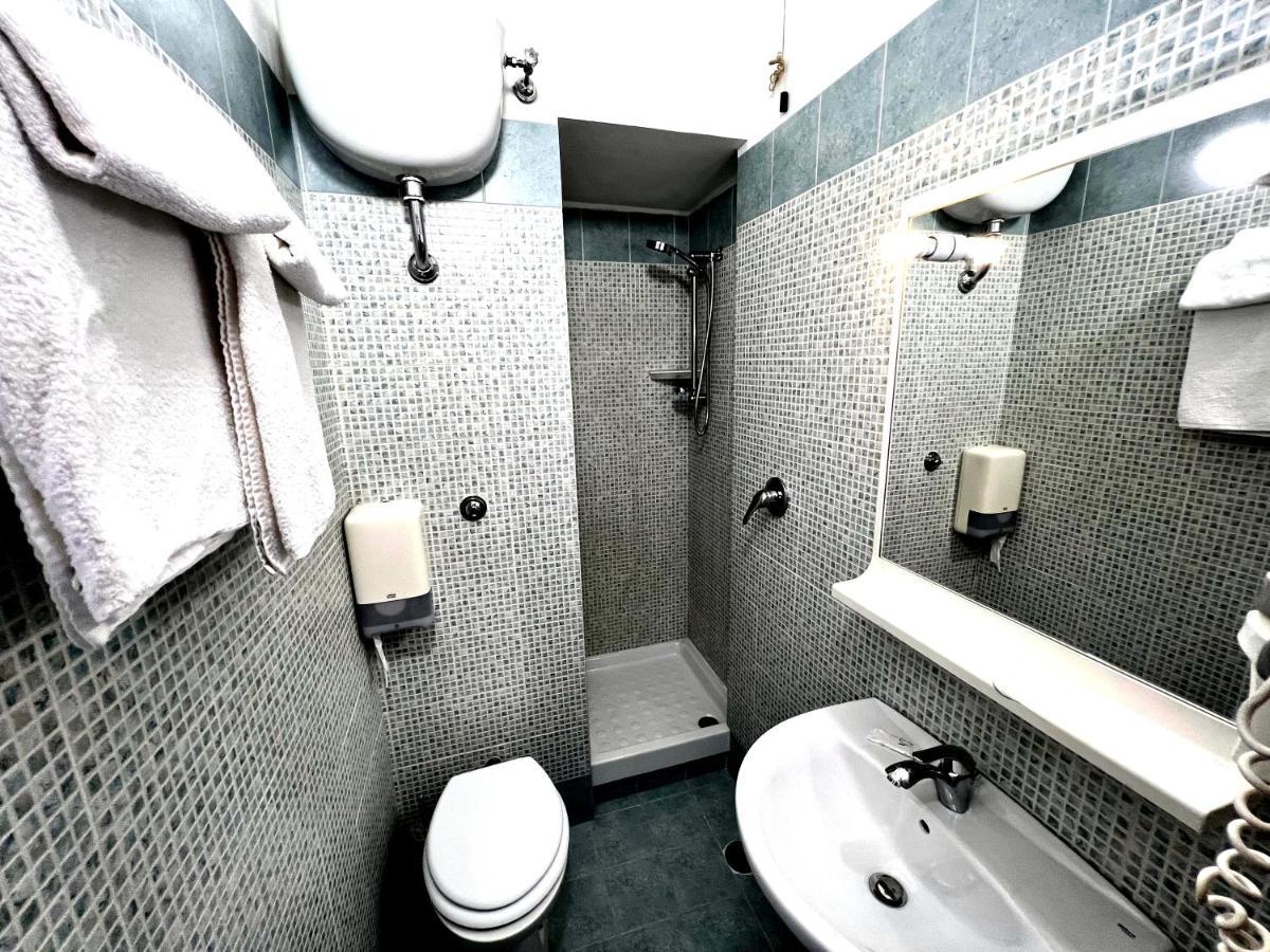 Hotel Domus Termini Róma Kültér fotó