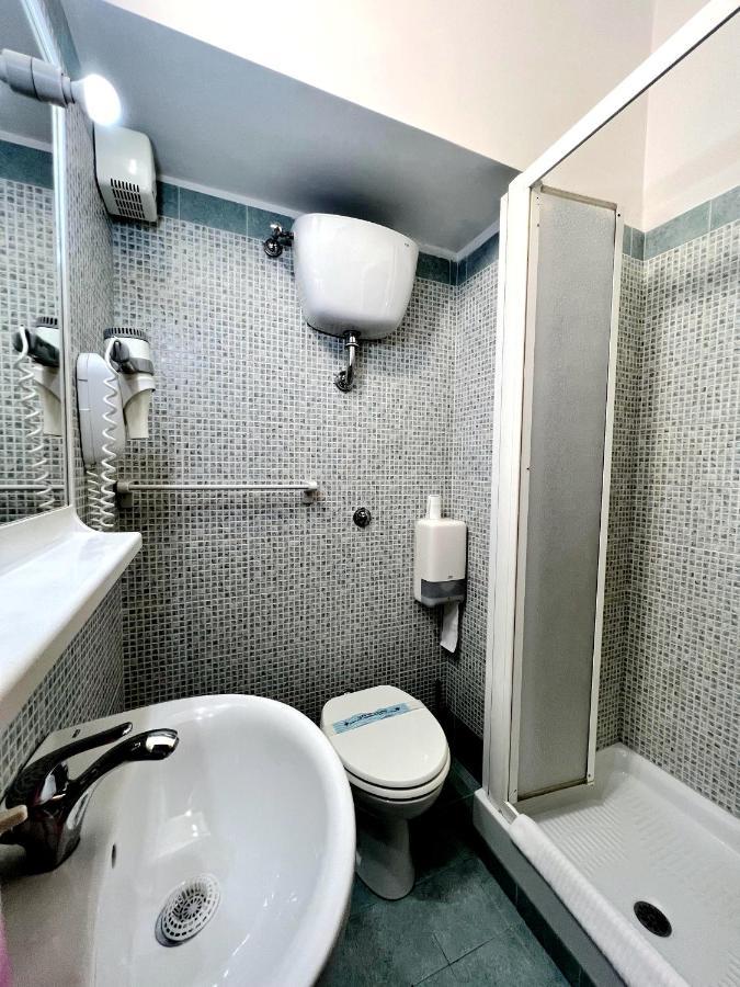 Hotel Domus Termini Róma Kültér fotó