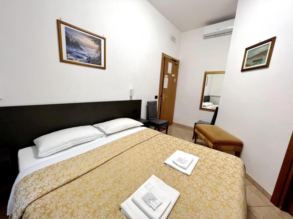 Hotel Domus Termini Róma Kültér fotó