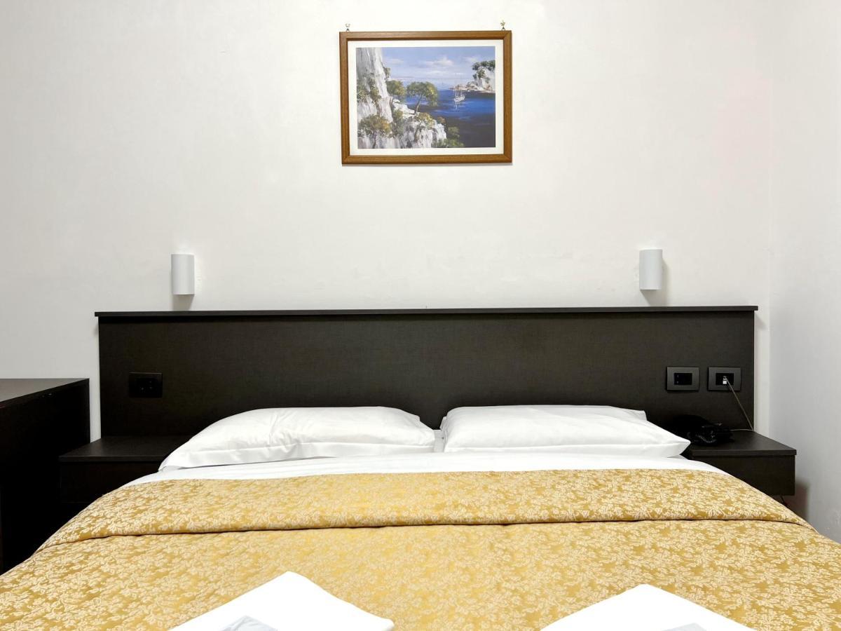 Hotel Domus Termini Róma Kültér fotó